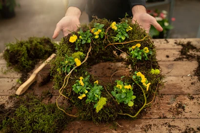 Fall Viola Moss Wreath Workshop