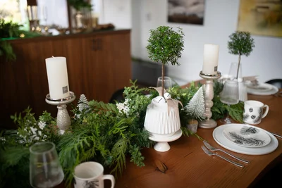 The Art of Holiday Tablescaping