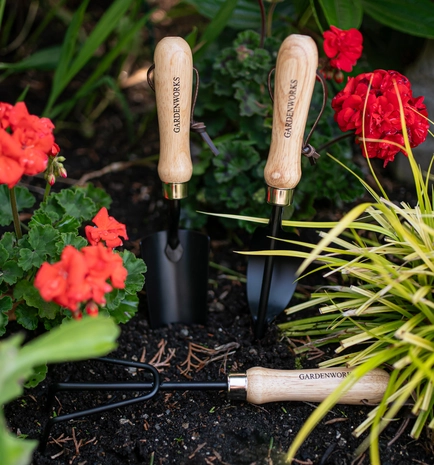 Garden Tools & Watering