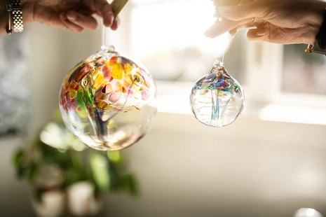 Home Décor & Accents